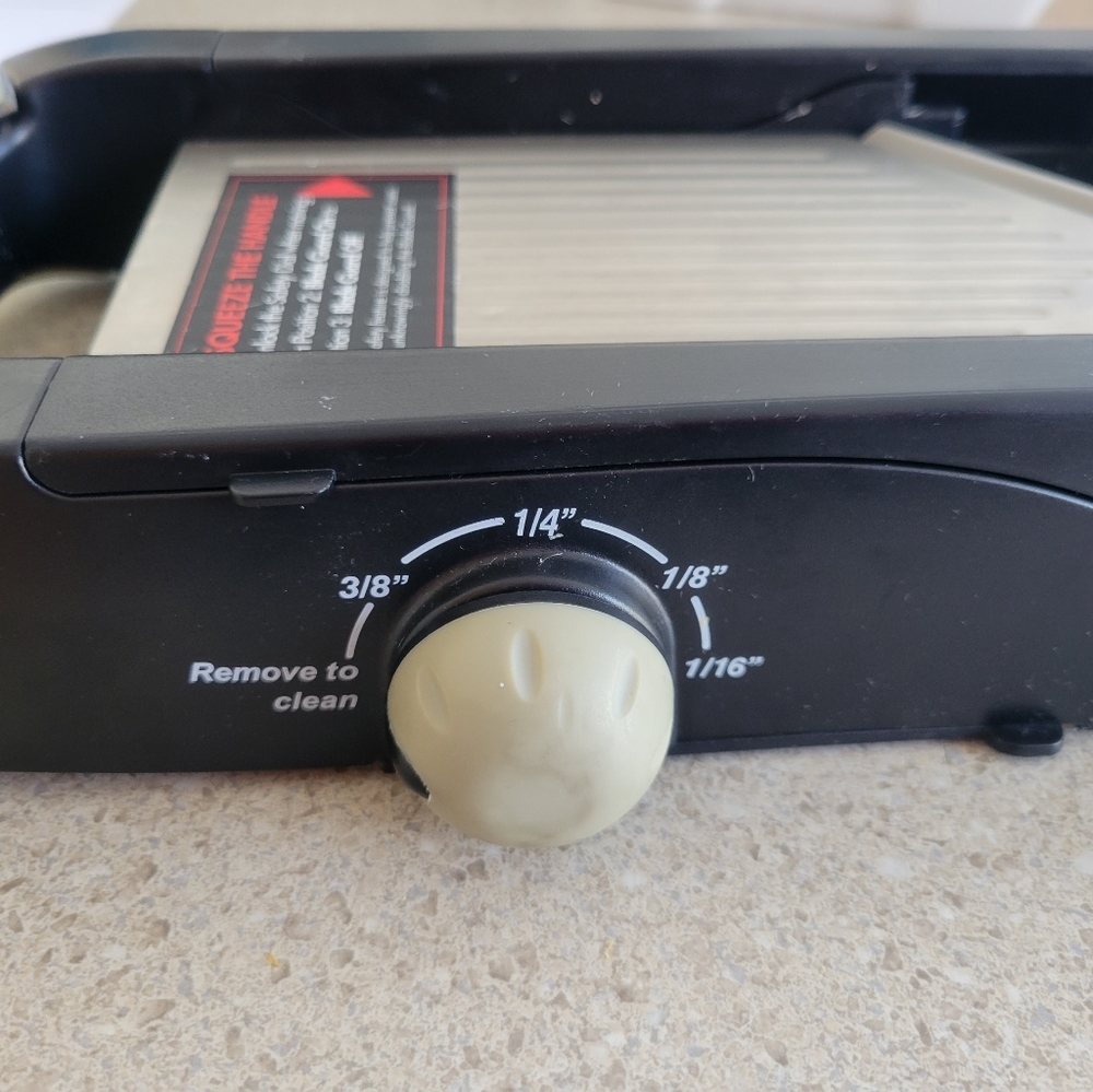 Calphalon Precision mandoline - Picture 4 of 4